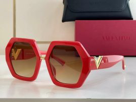 Picture of Valentino Sunglasses _SKUfw52367630fw